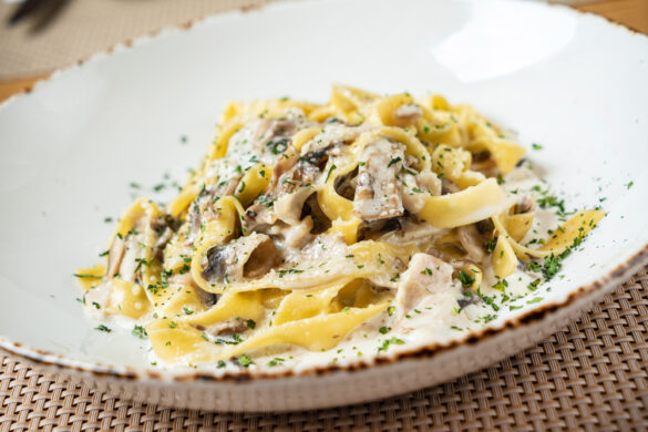 Romige kip carbonara met pasta