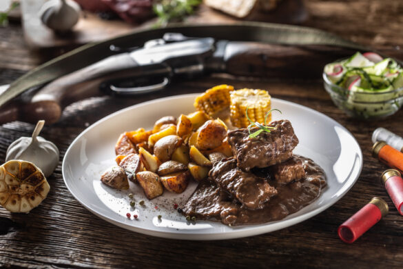 Hertengoulash uit de slowcooker