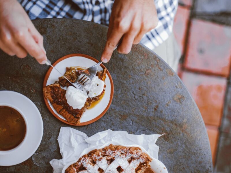 Dessert met koffie