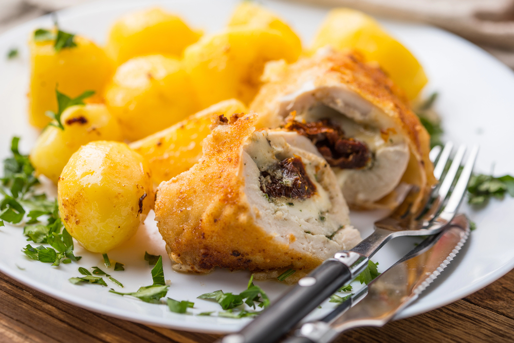 Gevulde kipfilet met brie en vijgen